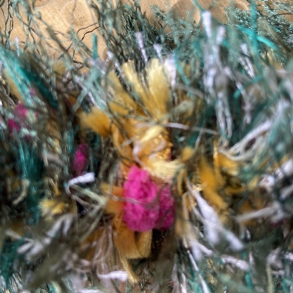 Hand Made Green Yellow Eyelash Yarn Lei Class of 2023 Graduation Celebration - Picture 7 of 10